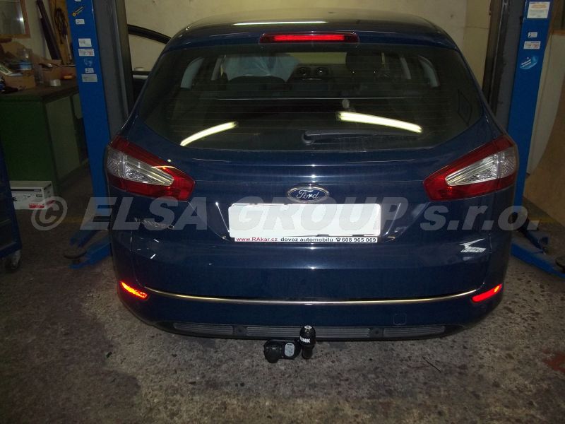 Ťažné zariadenie Ford Mondeo kombi 2007-2014, pevný čep 2 šrouby, BRINK