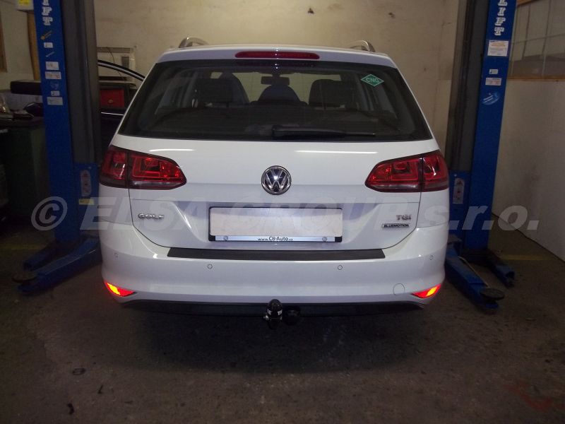 Ťažné zariadenie Volkswagen Golf Variant (kombi) 2014- (VII), pevný čep 2 šrouby, BRINK