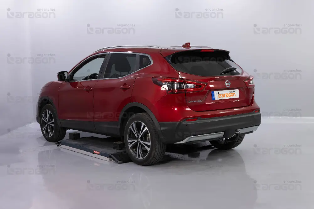 Ťažné zariadenie Nissan Qashqai 2014-2018 (J11) , pevné 2 sk., Aragon