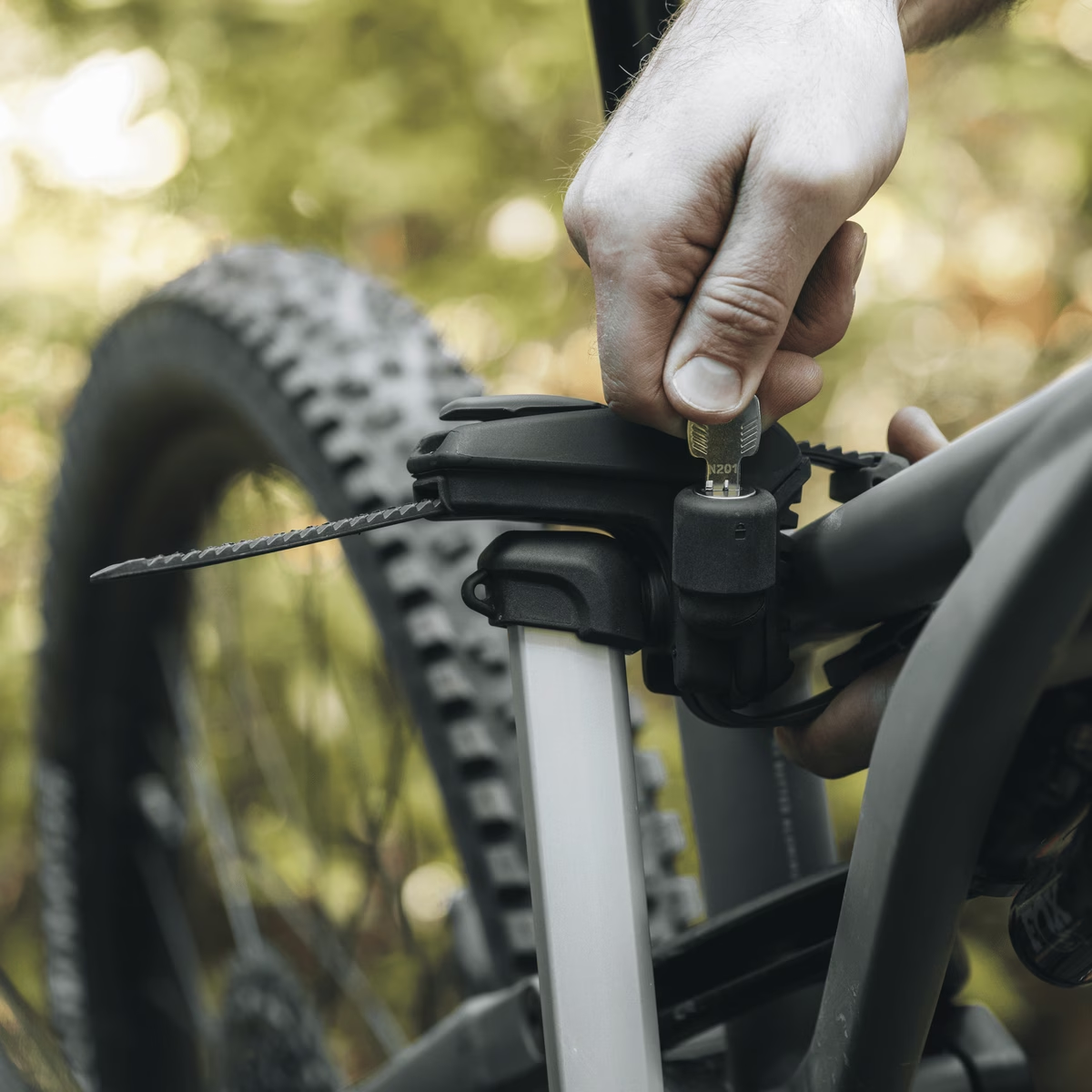 Nosič bicyklov Thule Epos - 2 kola, na ťažné zariadenie