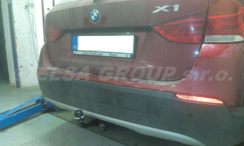 Ťažné zariadenie BMW X1 2009-2015 (E84) , pevný čep 2 šrouby, Westfalia