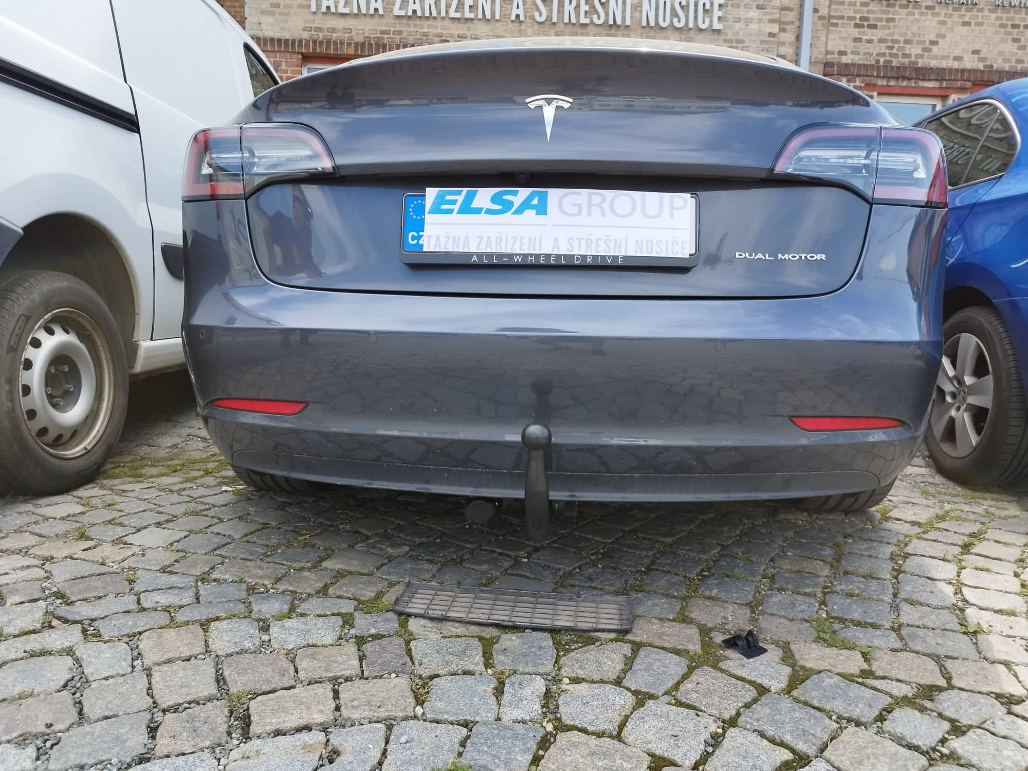 Zařízení pro nosiče kol Tesla Model 3 2019- , vertikální, Aragon