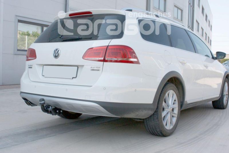 Ťažné zariadenie Volkswagen Passat Alltrack 2012-2014/11 (B7), bajonet, Aragon