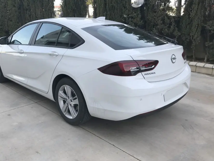 Ťažné zariadenie Opel Insignia sedan 2017-, vertikálny, Aragon