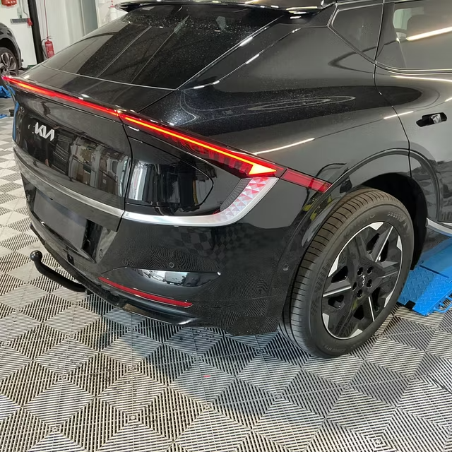 Ťažné zariadenie Kia EV6 2024- (f.l.) , vertikálny, GDW