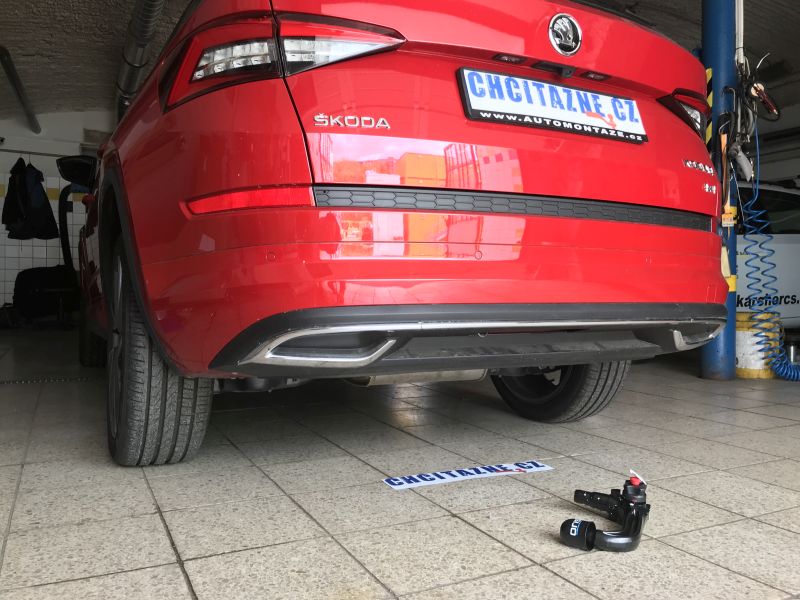 Ťažné zariadenie Škoda Kodiaq 2017- , vertikální, Oris