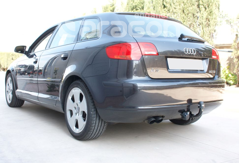 Ťažné zariadenie Audi A3 Sportback 2004-2008 (8PA), pevné, Aragon