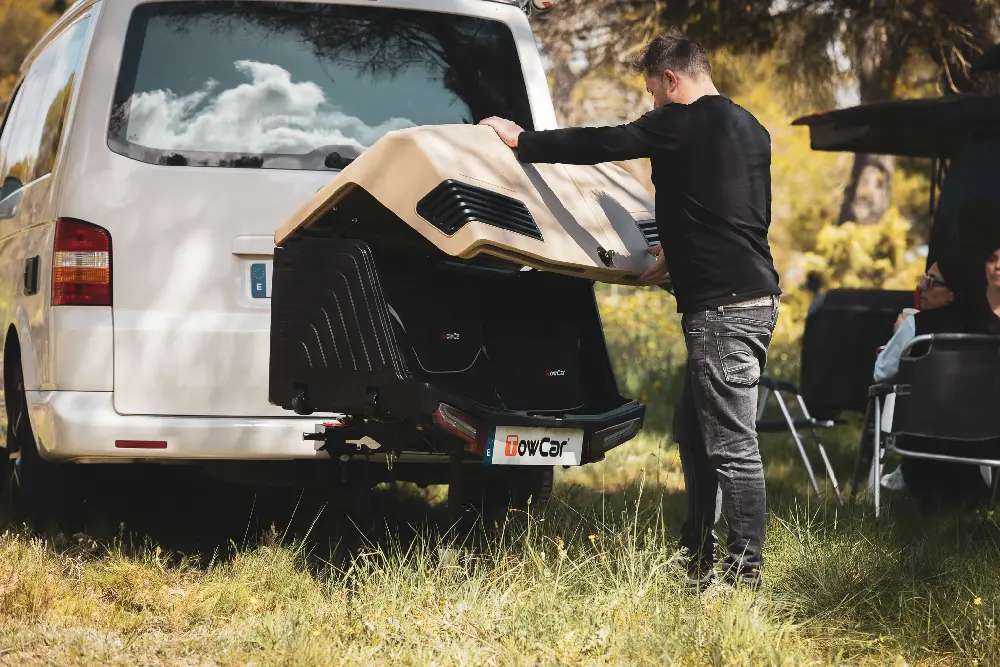 TowCar TowBox Camper V3 Long, uzavrený, na ťažné zariadenie