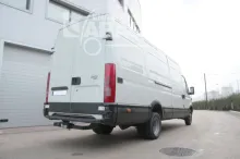 Ťažné zariadenie Iveco Daily 2011/01-2014/06 , přírubový čep 2 šrouby, Aragon