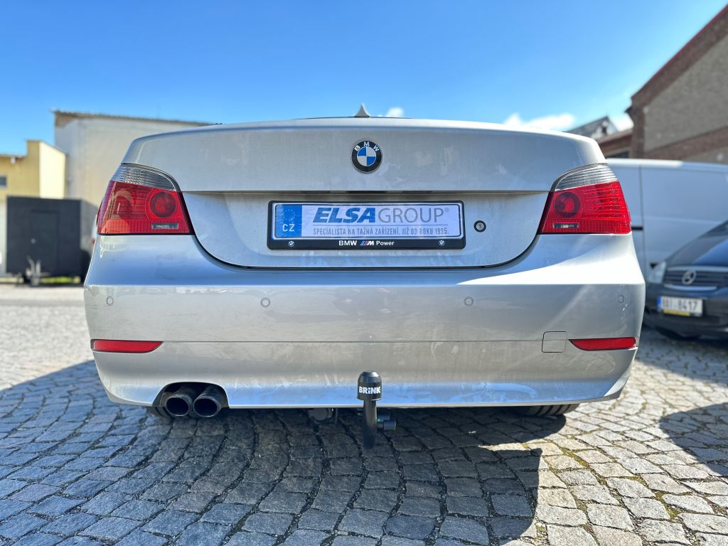 Ťažné zariadenie BMW 5-serie kombi 2004-2010 (E61), odnímatelný BMA, BRINK