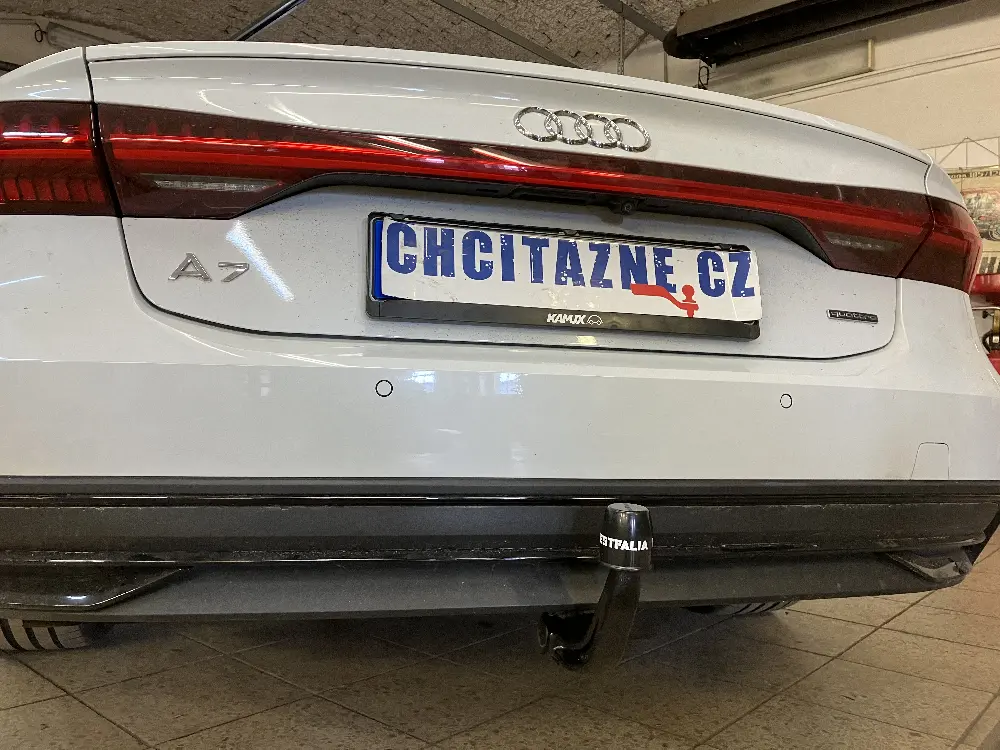 Ťažné zariadenie Audi A6 Avant (kombi) 2018-, vertikální, Westfalia