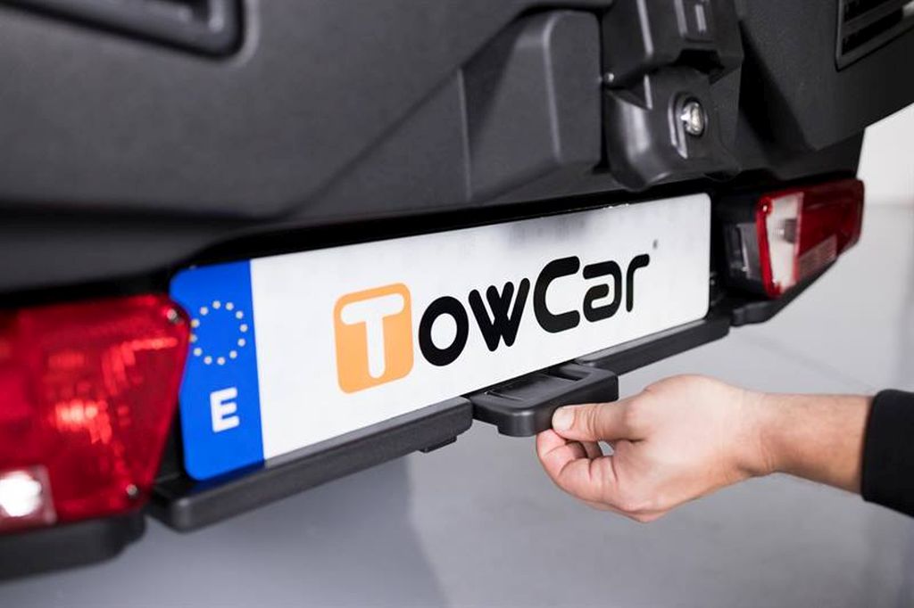 TowCar TowBox EVO sivý, na ťažné zariadenie