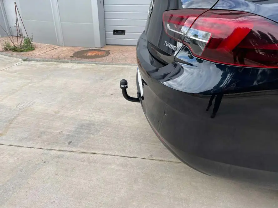 Ťažné zariadenie Opel Insignia sedan 2017-, pevné 2 sk., Aragon