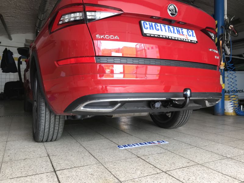 Ťažné zariadenie Škoda Kodiaq 2017- , vertikální, Oris