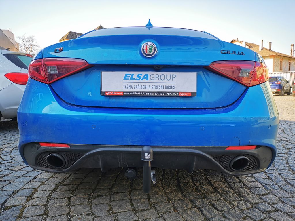 Ťažné zariadenie Alfa Romeo Giulia Veloce 2016- , vertikální, GDW