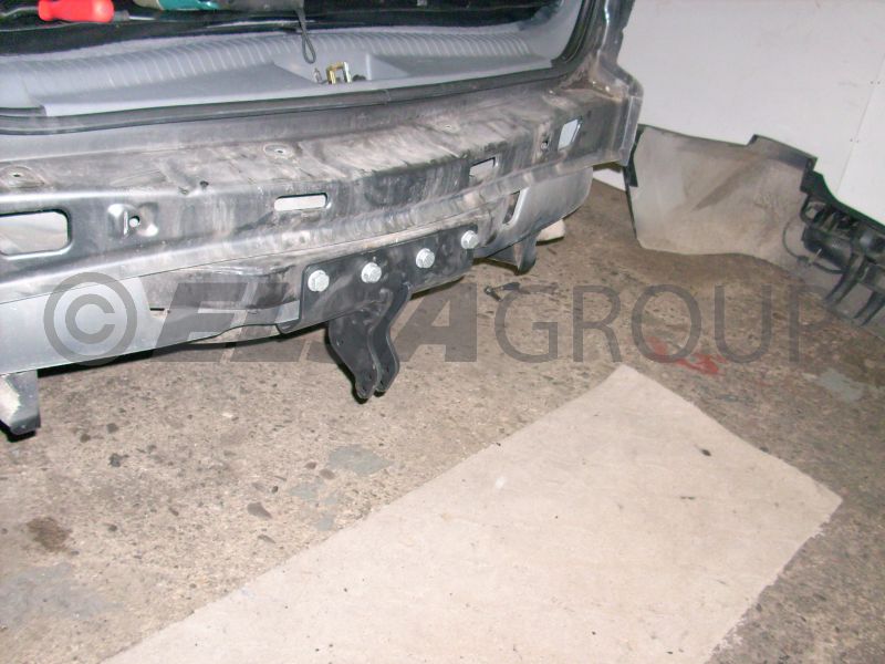 Ťažné zariadenie Jeep Grand Cherokee 2005-2011 (WH) , pevný čep 2 šrouby, BRINK