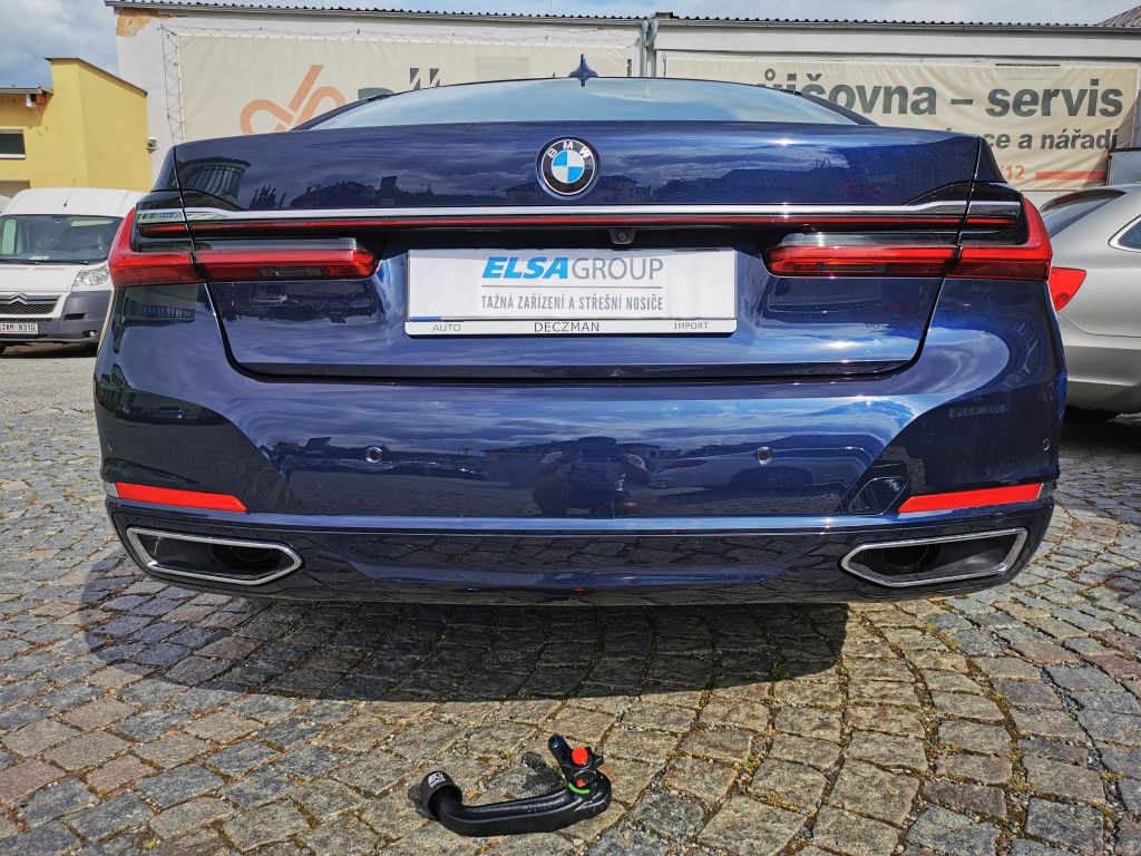 Ťažné zariadenie BMW 5-serie sedan 2016/11- (G30), vertikální, Westfalia