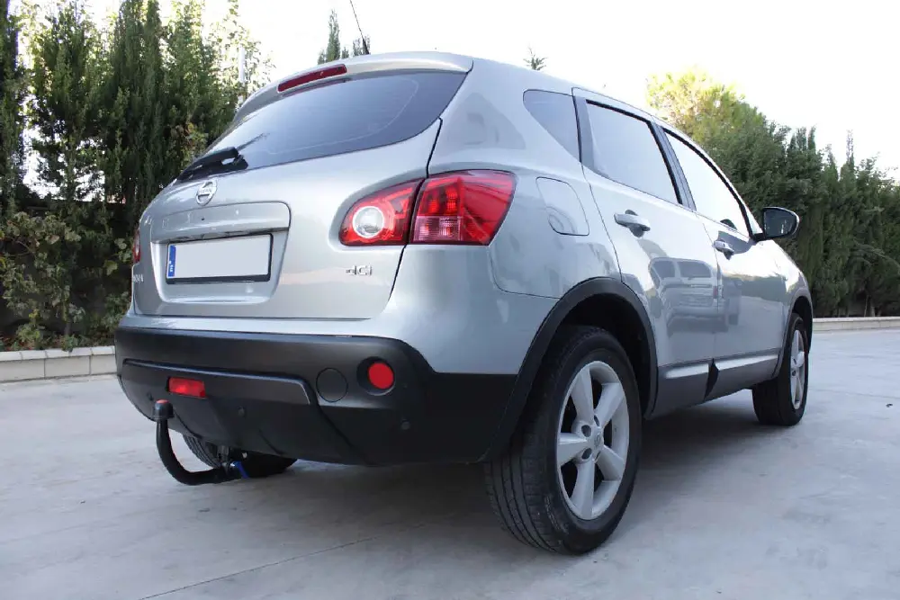 Ťažné zariadenie Nissan Qashqai 2007-2014 (J10) , vertikálny, Aragon