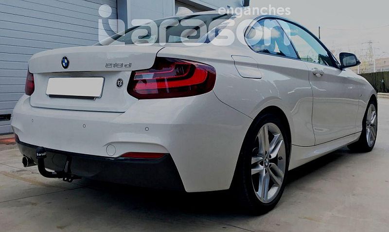 Ťažné zariadenie BMW 4-serie Coupé / Cabrio 2013-2014/02 (F32/F33), pevné, Aragon