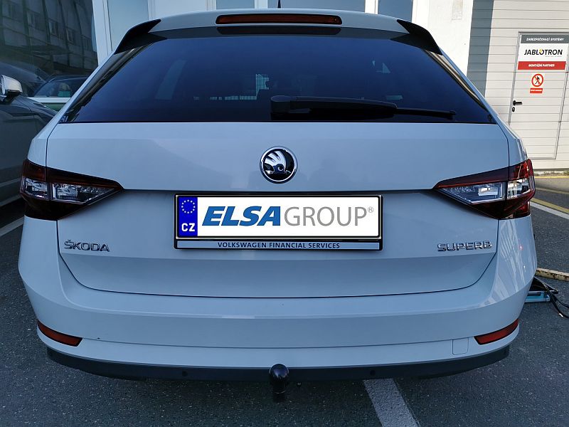 Ťažné zariadenie Volkswagen Passat sedan 2014- (B8), odnímatelný vertikal, Westfalia